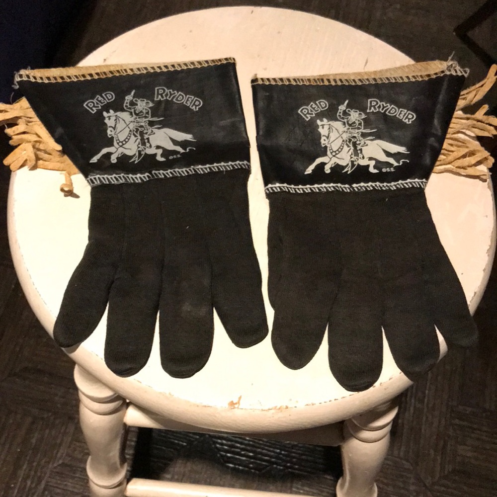 Vintage Red Ryder children’s toy gloves